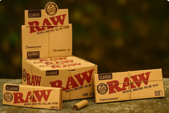 RAW Connoisseur Classic King Slim + Tips